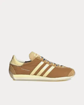 Country Core Mesa / Easy Yellow / Cream White Low Top Sneakers