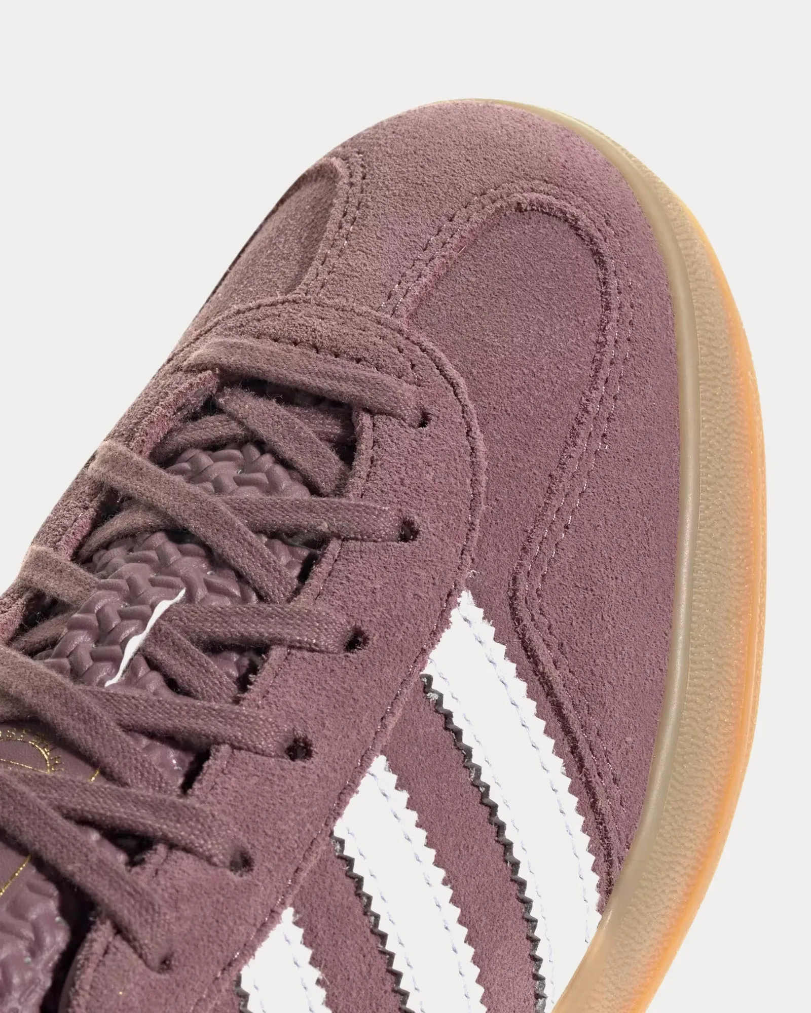 Gazelle Indoor Shadow Fig / Cloud White / Gum Top Sneakers