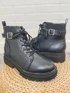 Lace up combat boots black