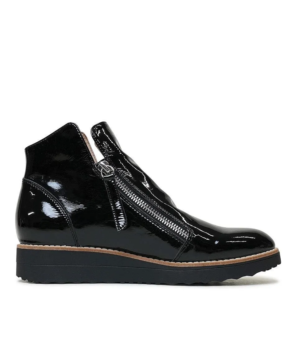 Ohmy Black Patent Leather Ankle Boots