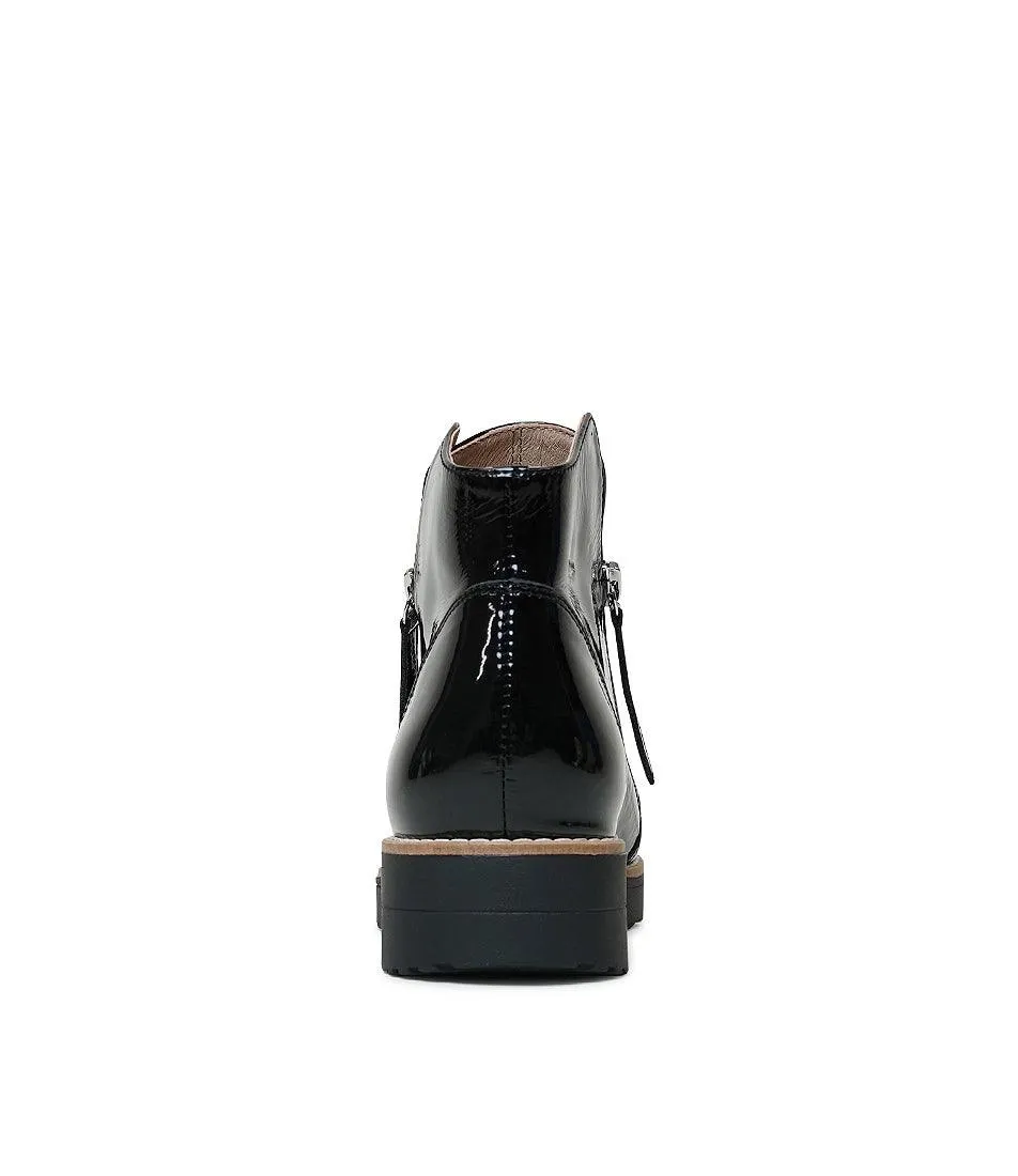 Ohmy Black Patent Leather Ankle Boots