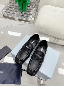 SE975 Prada Lambskin Leather Loafers / Size5-9