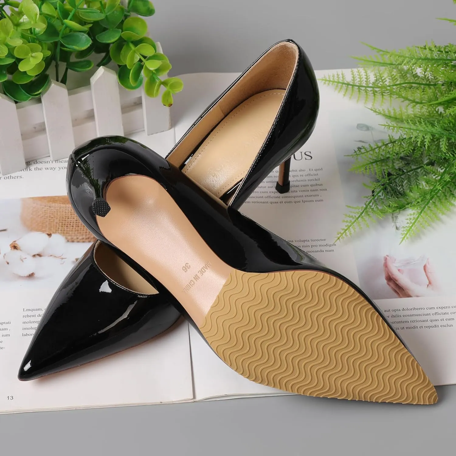 Shoe Sole Bottom Protector, Self-Adhesive Grips, Non-Slip Pads, Sole Guard, Anti-Slip Grips for Bottom of Shoes