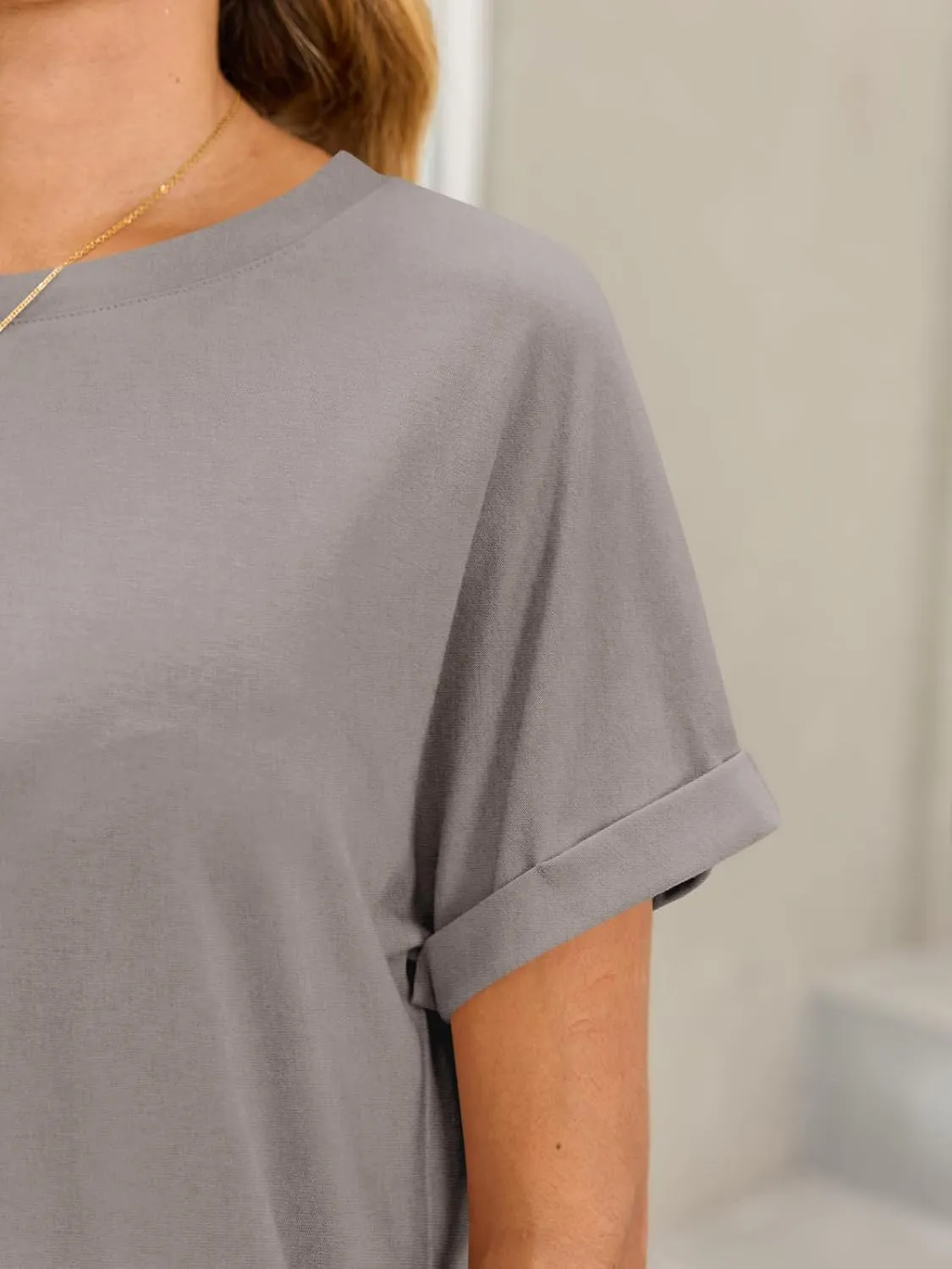 Tankaneo Womens Oversized Short Sleeve T-Shirts Summer Casual Loose Fit Tops Workout Basic Tunic Tees